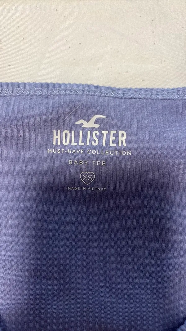 Hollister Ribbed Baby Tee - Image 2