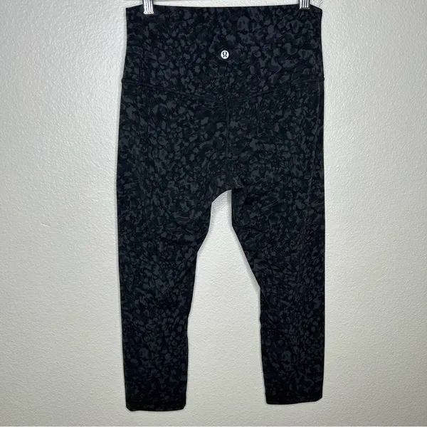 Lululemon Align Crop *21" Wild Thing Camo Deep Coal Multi 8 - Image 5