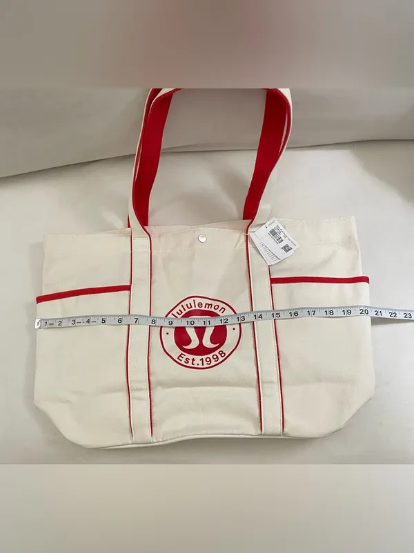 Lululemon NWT Daily Multi Pocket Canvas Tote Bag 20L Cream Red Trim - Image 5
