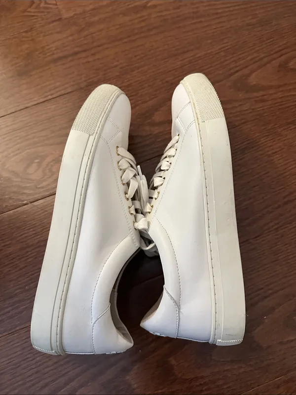 Jack Rogers White Leather Sneakers with Gold Eyelets - Image 5