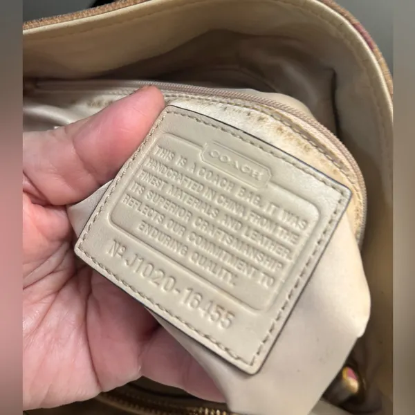 Coach Stylish Pink and Cream Women's Handbag - Image 10
