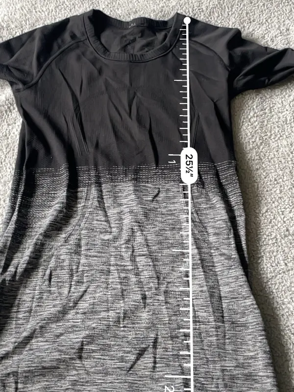 lululemon athletica Black to Gray Ombre Swiftly Long-Sleeve Performance Size 4 - Image 8
