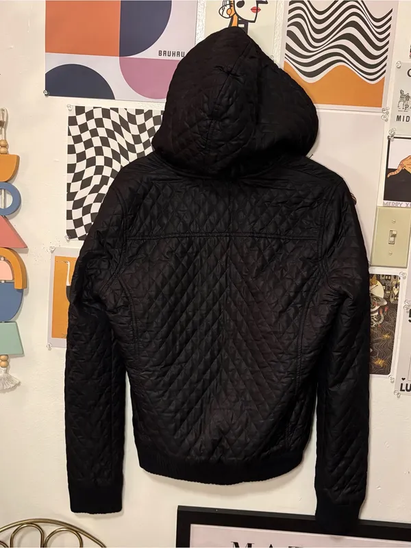 OBEY Black Quilted Sherpa Hooded Jacket Women’s Medium - Image 7