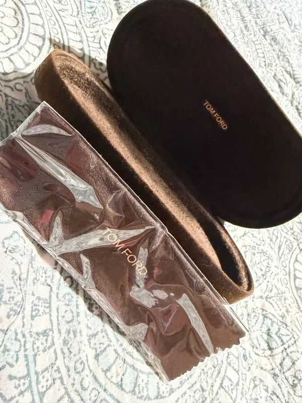 Tom Ford Brown Velvet Sunglasses Case with glass cleaner - Image 2