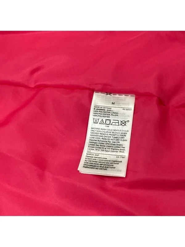 Gap women’s Pink Puffer Vest size M Like New - Image 5