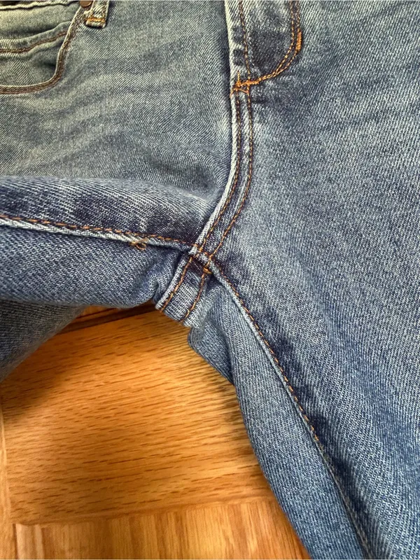 Articles of Society Flare Jeans Medium Wash Frayed Raw Hem Size 26 Boho - Image 5