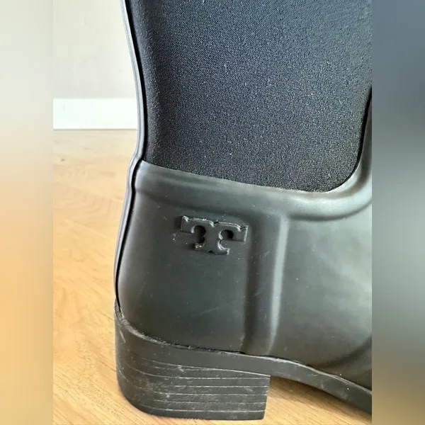 Tory Burch tall April Rain boot navy blue size 7 - Image 5