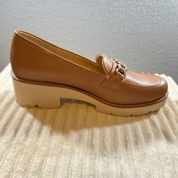 1133|NWOT Naturalizer Darry Leather Platform Chain Lug Sole Loafer Tan Women 12M - Image 9