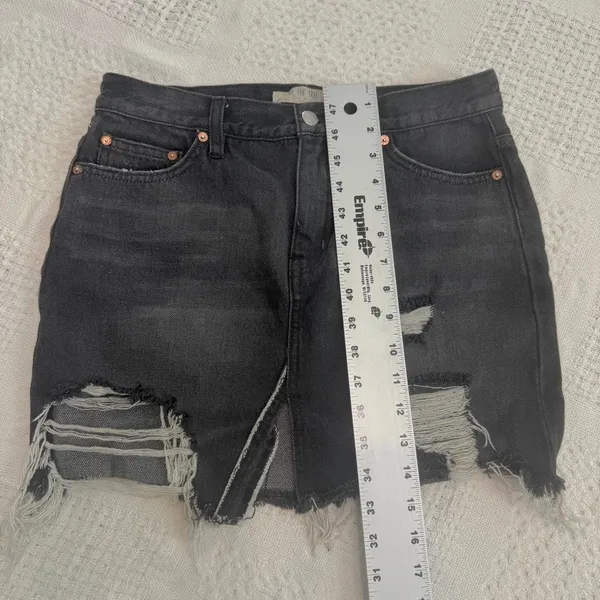 Free People 26 relaxed distressed destroyed denim jean skirt SK 3244 - Image 2