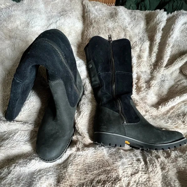 Timberland Mid-Calf Boots - Image 4