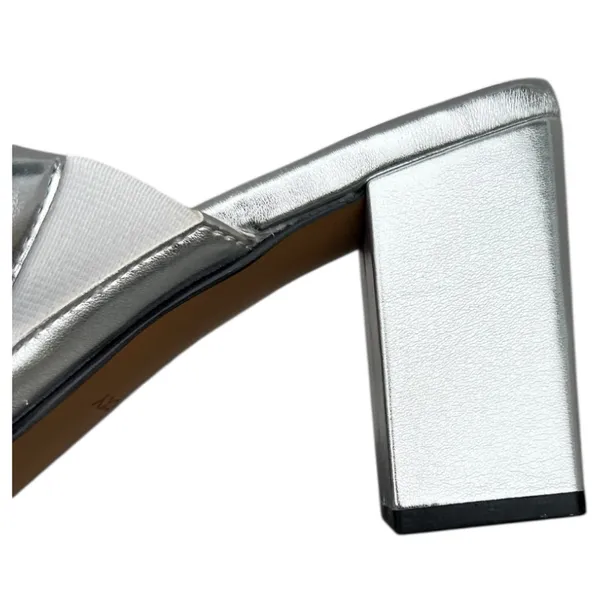 Lisa Vicky Silver Metallic "Very Vicky" Cushion Women's Size 9M Mules Block Heel - Image 10