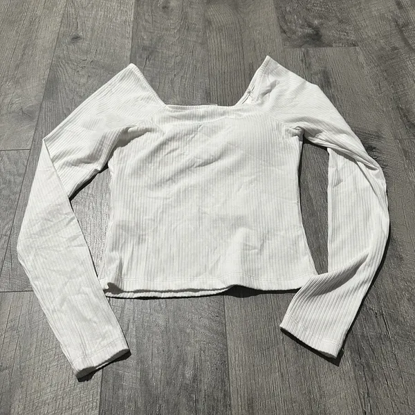 Women's Long Sleeve heart v neck padded shirt top white ribbed coquette small - Image 3