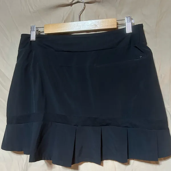 Nike skirt - Image 2
