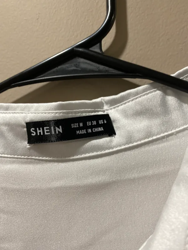 SheIn button up blouse - Image 3