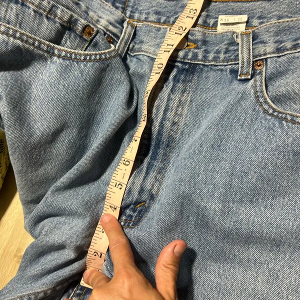 Levi's Vintage 560 Loose Fit Size 36 - Image 6
