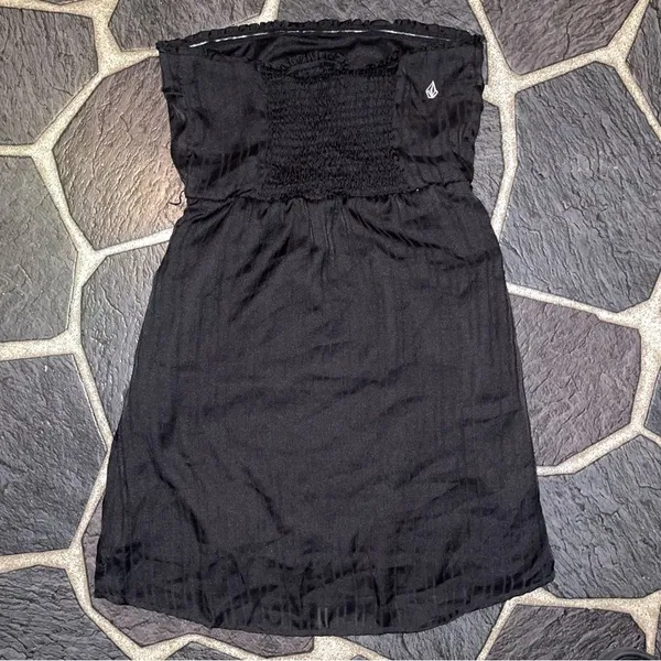 Volcom Stone Strapless Little Black Mini Dress Size Small - Image 6