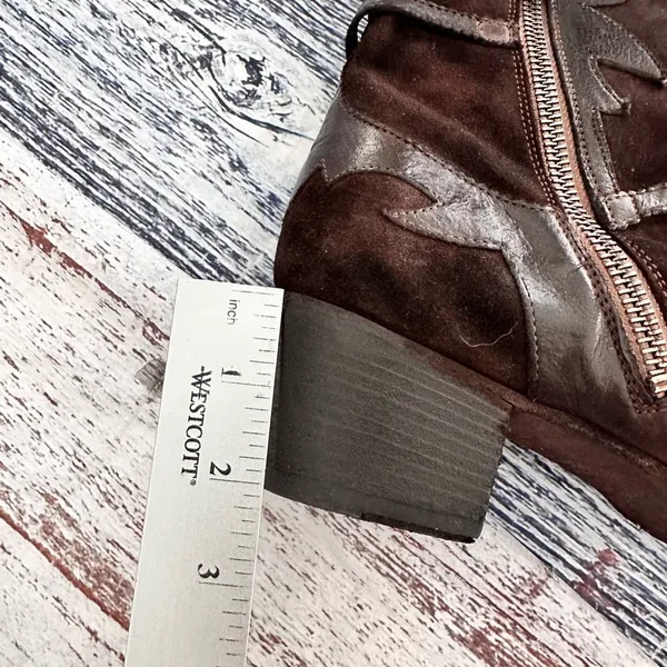 I.N.K. Shoes Vintage Brown Leather and Suede Western Style Booties​ - Image 13