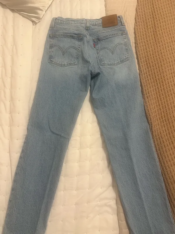 Levi’s Wedgie Straight Jeans - Image 3