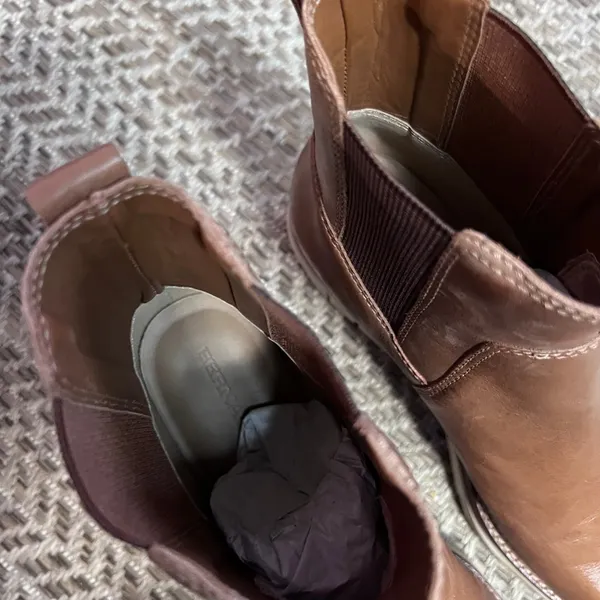 Bernardo Sutton Chelsea Boot Womens Sz 9 - Image 8