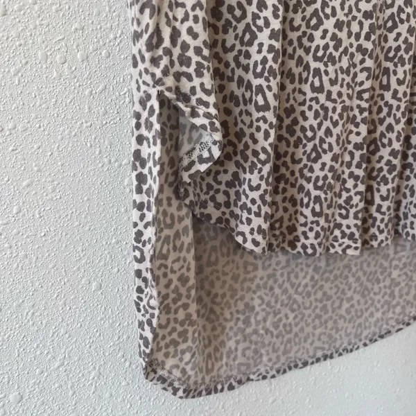 American Eagle soft & sexy leopard print Shirley sleeve tee - Image 4