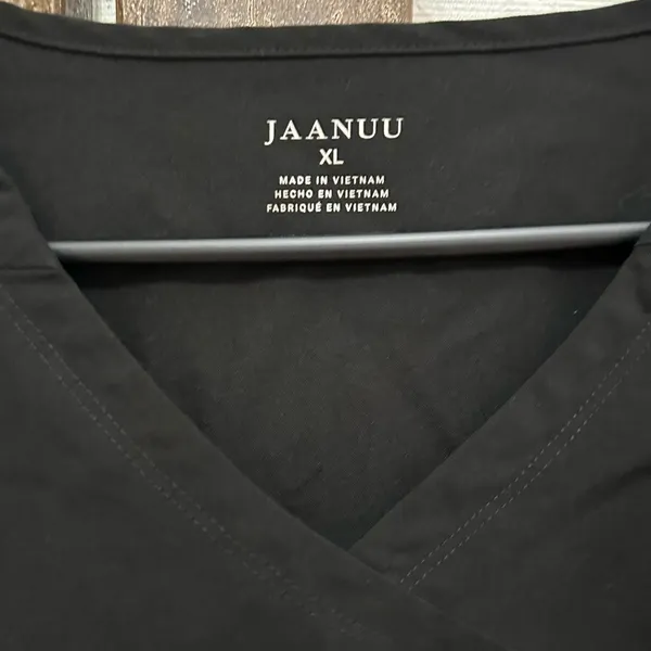 Jaanuu women’s 3-pocket mock wrap scrub top - Image 4