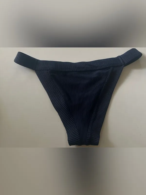Frankies Bikinis Ribbed Bikini Bottoms Medium - Image 5