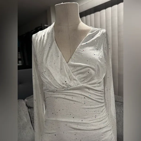 🍒BUNDLE 2 ITEMS FOR $8✨ 🌸AMTIOUS sparkly white dress ✨ - Image 7