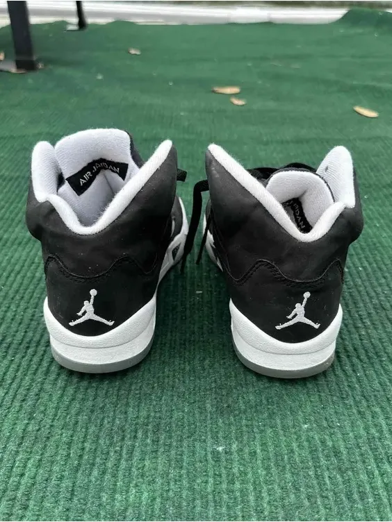 Air Jordan 5 Retro GS 'Oreo' 2021 Size 4.5y Women’s Size 6 - Image 5