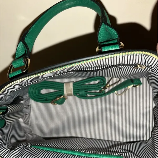 Cute green bag for everyday use! New! - Image 7