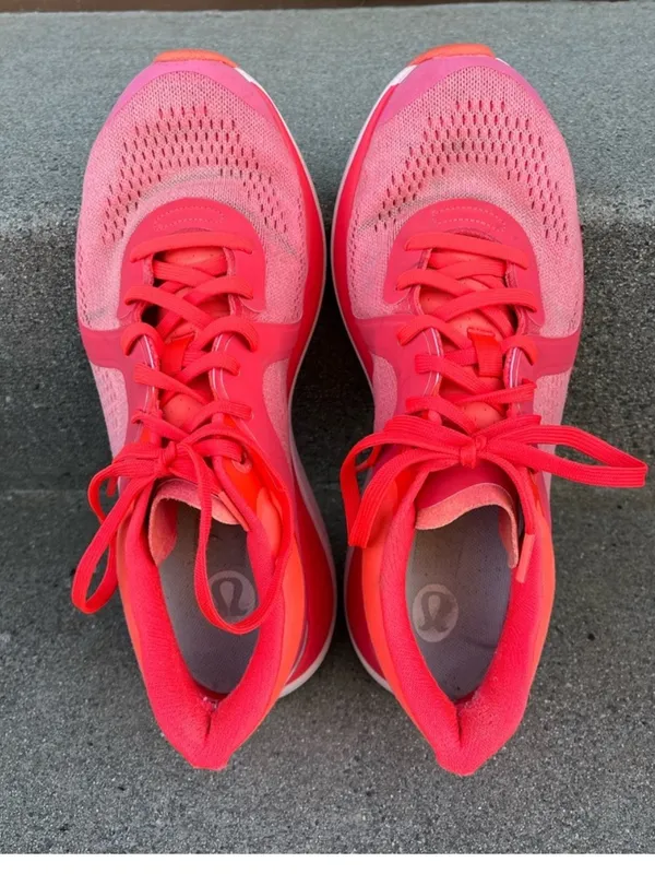 $138 Lululemon Chargefeel Low Womens Workout Shoe Flare / Pink Mist size 9 - Image 2