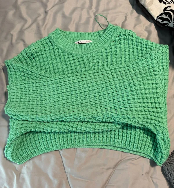 Cropped Sweater - Image 2