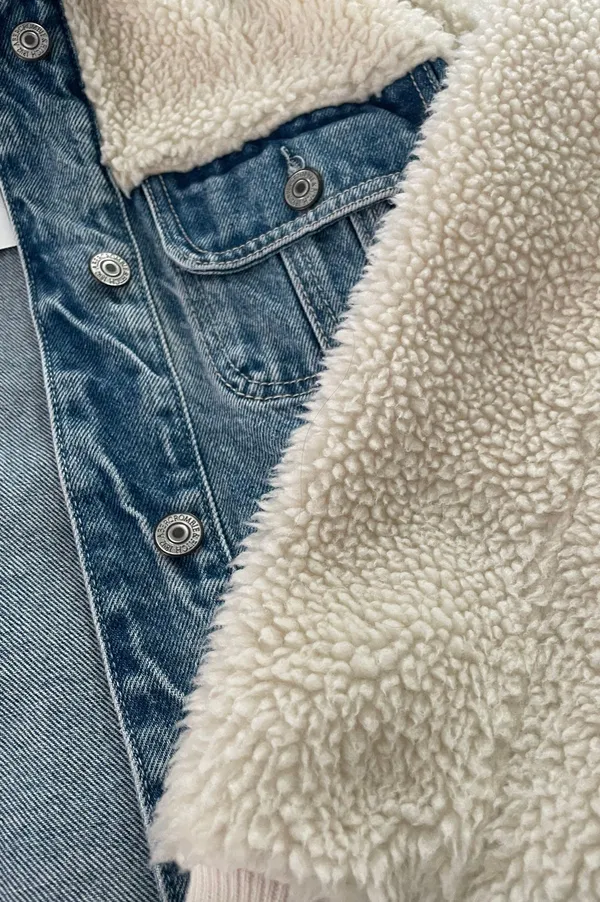 Abercrombie Cropped Oversized Denim Jacket - Image 8