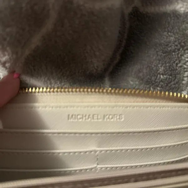 Michael Kors Wallet - Image 3