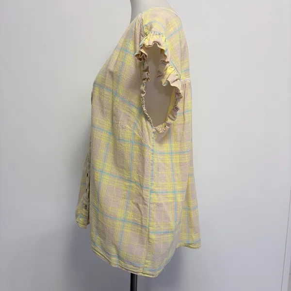 Democracy Blouse 1X Yellow Plaid Ruffle Cap Sleeve Button Front Cottagecore - Image 3