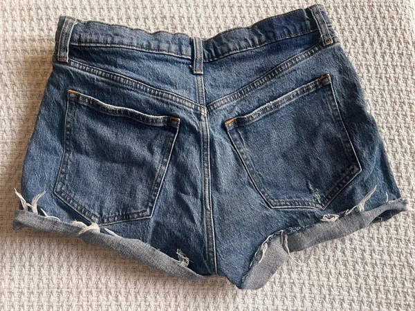 Abercrombie High-Rise Mom Shorts curve love - Image 2
