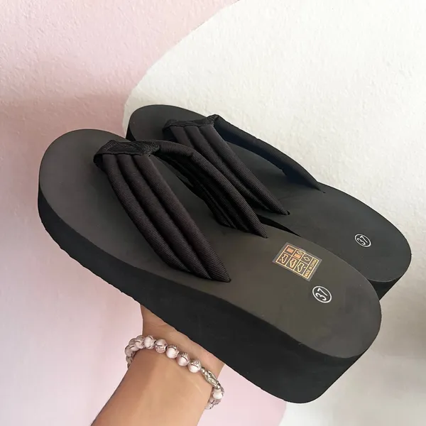 Black‎ Platform Flip Flop Sandals Y2K Retro Chunky Grunge Sz 6 - Image 2