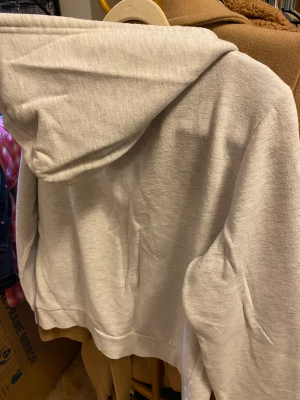 H&M Divided White Zip-up Sweatshirt - Image 3