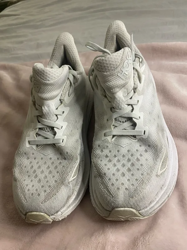 Hoka One One Clifton 9 Women's Running Shoes Size 8 - Image 2