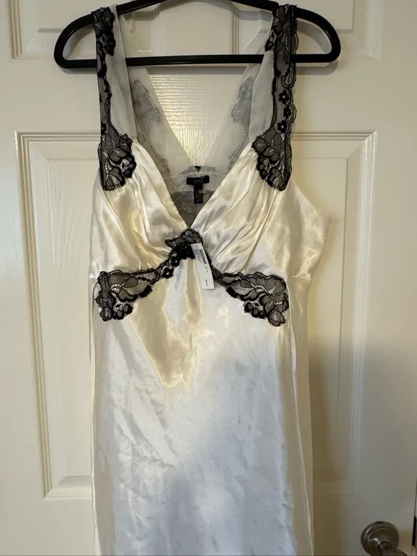 NWT Soma Magnolia Ivory Satin Black Lace Nightgown Chemise XL $69 - Image 5