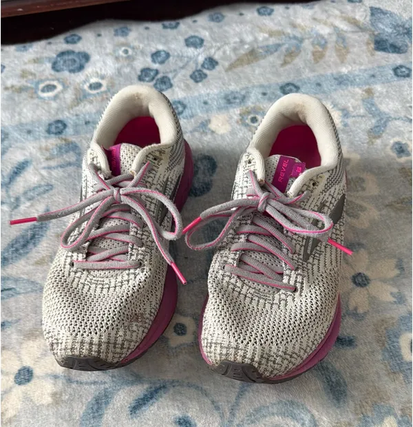 Brooks Running Shoes - Image 2