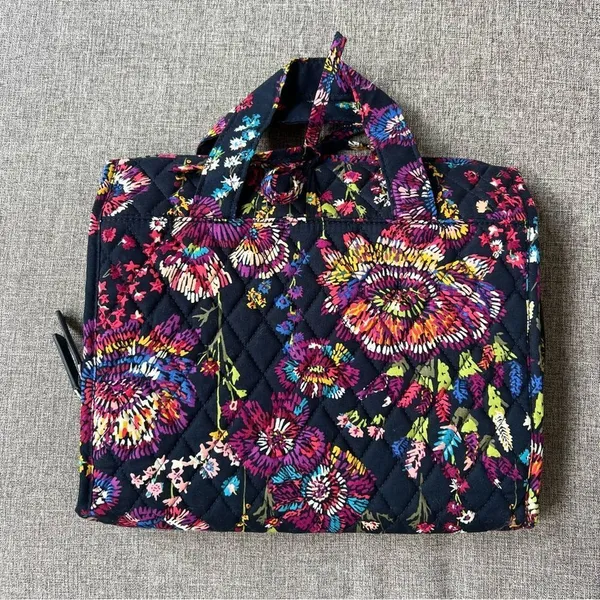 Vera Bradley Quilted Floral Hanging Organizer Travel Tote Bag in Navy - Image 6