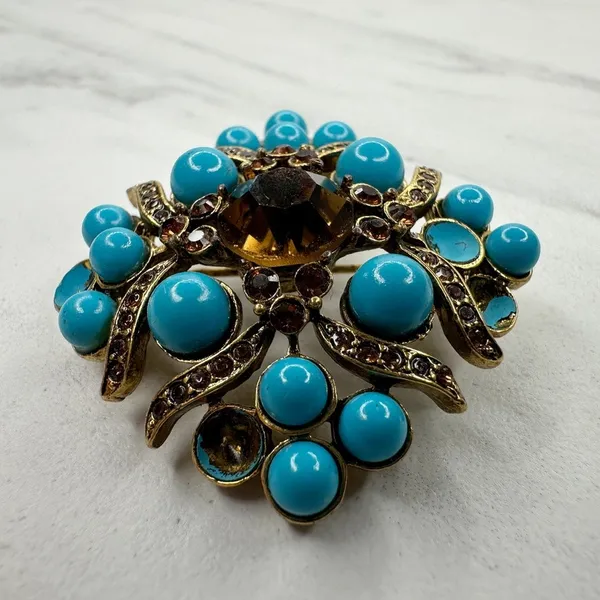 Chico's Faux Turquoise Rhinestone Brooch Pin Antique Gold Tone Signed ✨ - Image 6
