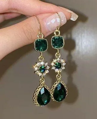 Women's Green Crystal Long Dangle Drop Earrings - Image 2