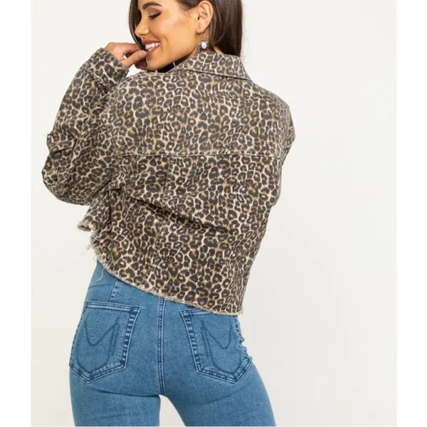 $158 NWOT Free People Cropped Leopard Oversized Denim Jacket XS - Image 7