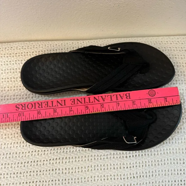 New.Comfortable black Flip Flops/sandals For Women’s Featuring Adjustable Straps Size 9.5 - Image 8