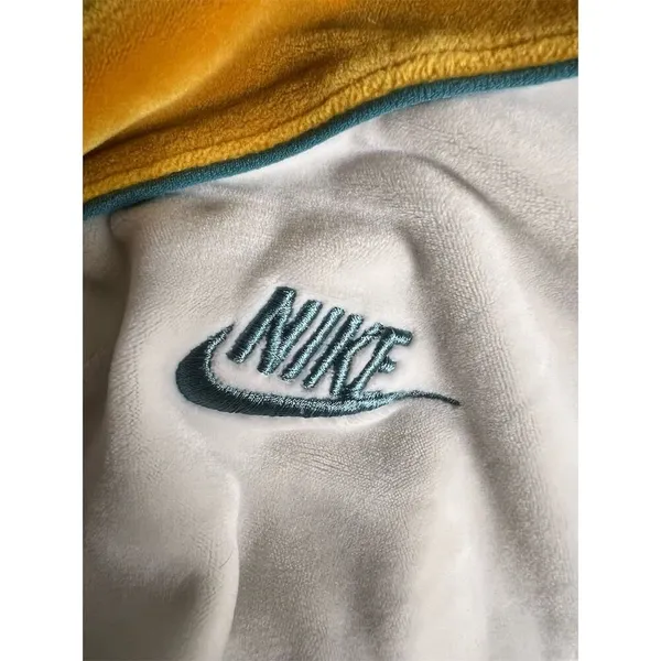 Nike Women's Velour Hoodie XXL Gold Colorblock Casual Fall Wear - Image 4