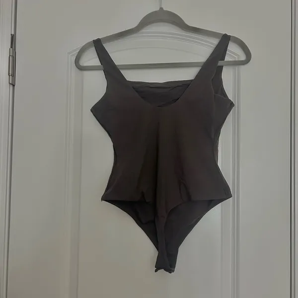 Skims fits everybody squareneck bodysuit - Image 4