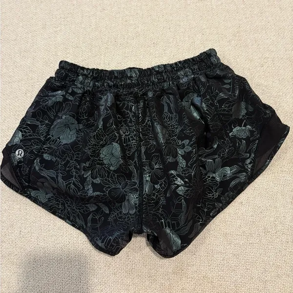 Lululemon Black Metallic Hotty Hot Shorts - Image 2