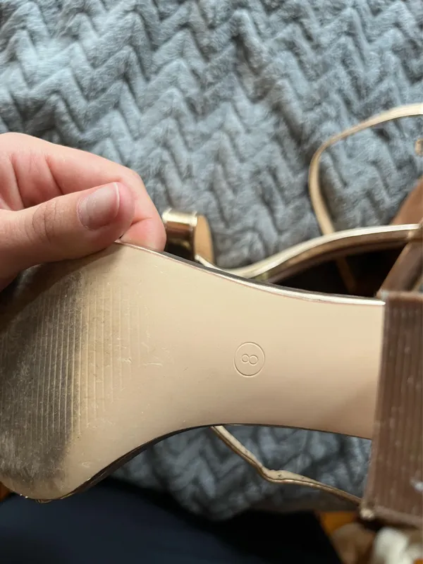 Lulus rose gold heels - Image 4