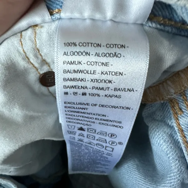 Levi’s 501 150th Anniversary Edition Womens 24 x 30Floral Patch Button Fly Jeans - Image 10